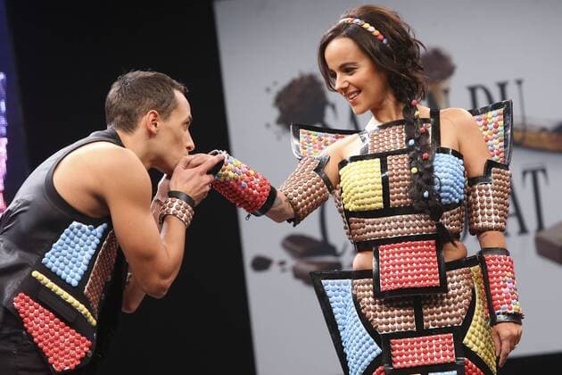 Alizee et Gregoire Lyonnet - Modenschau: Salon du Chocolat - Paris - 27 10 2015 GwendolineLeGoff 