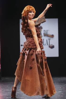 Fauve Hautot - Modenschau: Salon du Chocolat - Paris - 27 10 2015 GwendolineLeGoff 