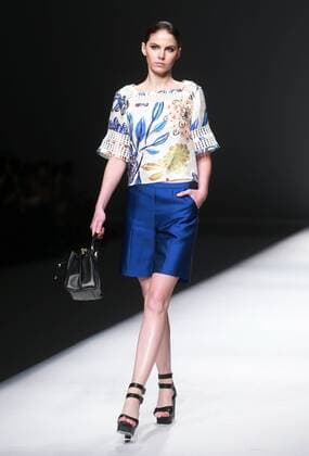 BEIJING, CHINA - OCTOBER 28: (CHINA OUT) A model showcases designs on the runway at OUDIFU & oudifufay Collection during the Mercedes-Benz China Fashion Week Spring Summer 2016 at Beijing Hotel on October 28, 2015 in Beijing, China.  CFP475027360