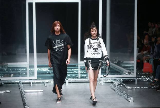 BEIJING, CHINA - OCTOBER 28: (CHINA OUT) ModelS showcase designs on the runway at ILOVECHOC Collection during the Mercedes-Benz China Fashion Week Spring Summer 2016 at 751D.PARK on October 28, 2015 in Beijing, China.  CFP475027929