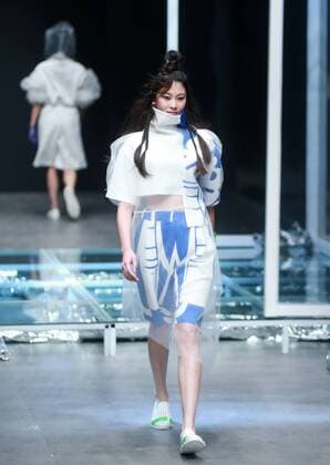 BEIJING, CHINA - OCTOBER 28: (CHINA OUT) A model showcases designs on the runway at ILOVECHOC Collection during the Mercedes-Benz China Fashion Week Spring Summer 2016 at 751D.PARK on October 28, 2015 in Beijing, China.  CFP475027939