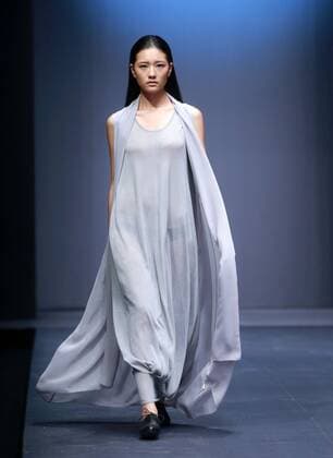 BEIJING, CHINA - OCTOBER 28: (CHINA OUT) A model showcases designs on the runway at DEFANG TEXTILE OUTLINE Collection during the Mercedes-Benz China Fashion Week Spring Summer 2016 at 751D.PARK on October 28, 2015 in Beijing, China.  CFP475028353