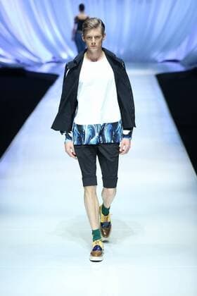 BEIJING, CHINA - OCTOBER 29: (CHINA OUT) A model showcases designs on the runway at TORAY Liu Wei Collection during the Mercedes-Benz China Fashion Week Spring Summer 2016 at 751DÂ·PARK on October 29, 2015 in Beijing, China.  CFP475107332