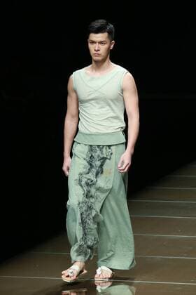 BEIJING, CHINA - OCTOBER 29: (CHINA OUT) A model showcases designs on the runway at 95 Secret Deng Zhaoping Collection during the Mercedes-Benz China Fashion Week Spring Summer 2016 at Beijing Hotel on October 29, 2015 in Beijing, China.  CFP475107101