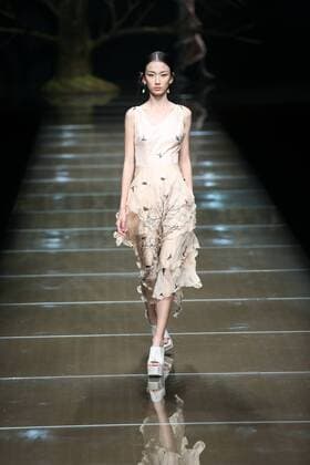 BEIJING, CHINA - OCTOBER 29: (CHINA OUT) A model showcases designs on the runway at 95 Secret Deng Zhaoping Collection during the Mercedes-Benz China Fashion Week Spring Summer 2016 at Beijing Hotel on October 29, 2015 in Beijing, China.  CFP475107119