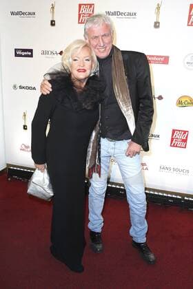 Angelika Milster und Ted Linow bei der Verleihung der Goldenen Bild der Frau 2015 im Stage Operettenhaus. Hamburg, 29.10.2015 Foto:xU.xGlockmannx xFuturexImage
