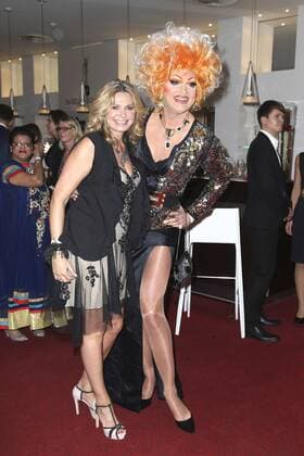 Maren Gilzer und Olivia Jones bei der Verleihung der Goldenen Bild der Frau 2015 im Stage Operettenhaus. Hamburg, 29.10.2015 Foto:xU.xGlockmannx xFuturexImage