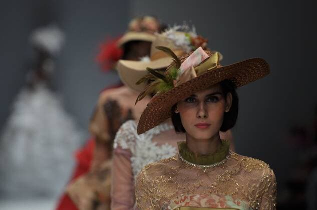 Oct. 30, 2015 - Jakarta, Jakarta, Indonesia - A model wears design by Yusi Irawati during the Jakarta Fashion Week 2016 at Senayan City. The event was participated by 250 Indonesian and international designers that will last until October 30, 2015. Jakarta Indonesia - ZUMAp133