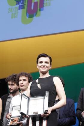 French actress Juliette Binoche Golden Spike of Honor during the 60th Seminci. October 31,2015.  (20151031175)