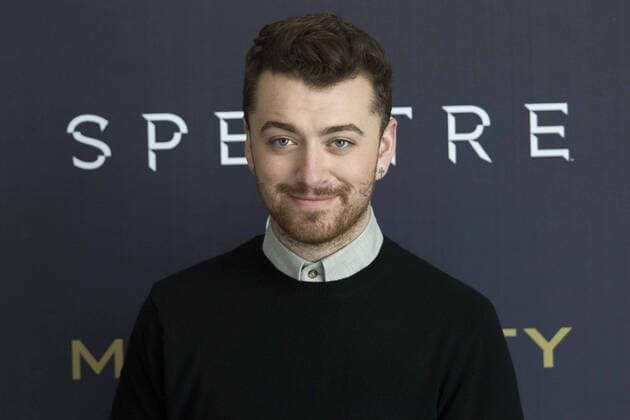 (151101) -- MEXICO CITY, Nov. 1, 2015 -- British singer Sam Smith poses during the photocall to promote new James Bond film Spectre in Mexico City, capital of Mexico, on Nov. 1, 2015. Alejandro Ayala) (jp) (fnc) MEXICO-MEXICO CITY-CINEMA-SPECTRE e AlejandroxAyala  James Bond Spectre-Photocall in Mexiko City