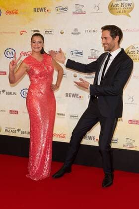 Christine Henning und Alexander Mazza - Verleihung des Act Now Jugend Award im Friedrichstadt-Palast Berlin am 02.11.2015. Verleihung Act Now Jugend Award
