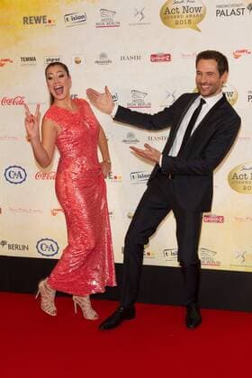 Christine Henning und Alexander Mazza - Verleihung des Act Now Jugend Award im Friedrichstadt-Palast Berlin am 02.11.2015. Verleihung Act Now Jugend Award