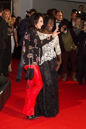 Nena und Auma Obama - Verleihung des Act Now Jugend Award im Friedrichstadt-Palast Berlin am 02.11.2015. Verleihung Act Now Jugend Award