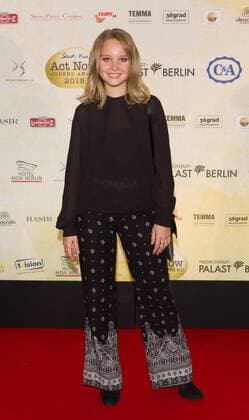 Sonja Gerhardt - Verleihung des Act Now Jugend Award im Friedrichstadt-Palast Berlin am 02.11.2015. Verleihung Act Now Jugend Award