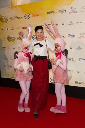 Barbara Engel - Verleihung des Act Now Jugend Award im Friedrichstadt-Palast Berlin am 02.11.2015. Verleihung Act Now Jugend Award