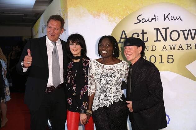 Ralf Moeller, Nena, Auma Obama und Klaus Meine beim Act Now Jugend Award am 2.11.2015 in Berlin Act Now Jugend Award am 2.11.2015 in Berlin, 2015 