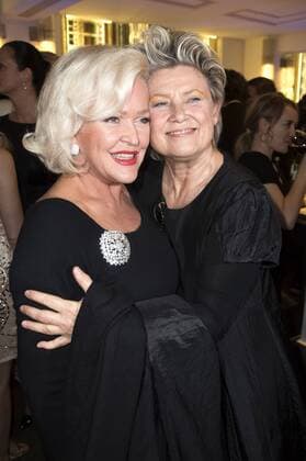 Angelika Milster und Gitte Haenning beim Act Now Jugend Award 2015 im Friedrichstadt-Palast. Berlin, 02.11.2015 Foto:xFredericx xFuturexImage