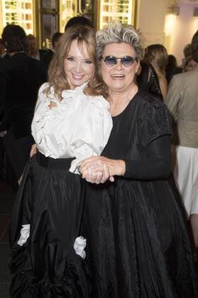 Cornelia Corba und Gitte Haenning beim Act Now Jugend Award 2015 im Friedrichstadt-Palast. Berlin, 02.11.2015 Foto:xFredericx xFuturexImage
