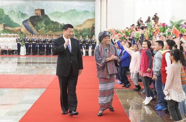 (151103) -- BEIJING, Nov. 3, 2015 -- Chinese President Xi Jinping (L) holds a welcoming ceremony for his Liberian counterpart Ellen Johnson-Sirleaf before their talks in Beijing, capital of China, Nov. 3, 2015. ) (mp) CHINA-BEIJING-XI JINPING-LIBERIA-PRESIDENT-TALKS (CN) HuangxJingwen 