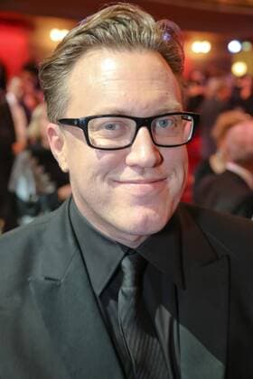 02.11.2015, Wiener Ronacher, NESTROY VERLEIHUNG 2015, Gala-Abend zum Theaterpreis im Bild: Nicholas Ofczarek -Portrait