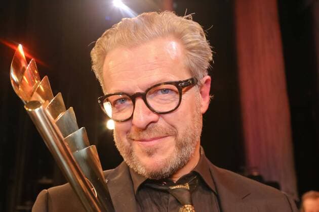 02.11.2015, Wiener Ronacher, NESTROY VERLEIHUNG 2015, Gala-Abend zum Theaterpreis im Bild: Roland Koch -Beste Nebenrolle