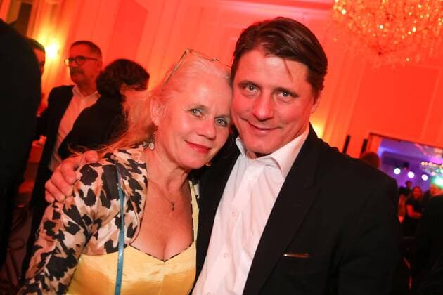 02.11.2015, Wiener Ronacher, NESTROY VERLEIHUNG 2015, Gala-Abend zum Theaterpreis im Bild: Christian Spatzek, Gabriele Schuchter -AfterShow