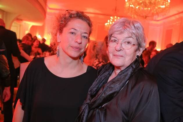 02.11.2015, Wiener Ronacher, NESTROY VERLEIHUNG 2015, Gala-Abend zum Theaterpreis im Bild: Elisabeth Orth, Carolin Pienkos -AfterShow