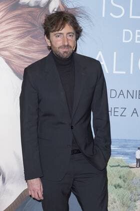 Nov. 3, 2015 - Madrid, Madrid, Spain - Daniel SÃƒÂ¡nchez ArÃƒÂ©valot during the presentation of the finalist and prize winning novel planet 2015 HOMBRES DESNUDOSÃ‚Â of Alicia Gimenez bartlett y LA ISLA DE ALICEÃ‚Â of Daniel SÃƒÂ¡nchez ArÃƒÂ©valo. Madrid Spain  - ZUMAn230 Planet Preisverleihung in Madrid