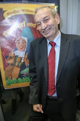 03.11.2015, Wiener Urania, Österreichischer Kabarettpreis 2015, Verleihungs-Gala im Bild: Heinz Oberhummer -Portrait