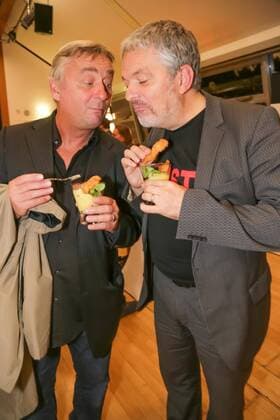 03.11.2015, Wiener Urania, Österreichischer Kabarettpreis 2015, Verleihungs-Gala im Bild: Andreas Vitasek, Werner Brix