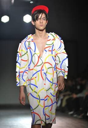 (151107) -- TBILISI, Nov. 7, 2015 -- A model presents a creation of Ria Keburia during the Mercedes Benz Fashion Week in Tbilisi, capital of Georgia, on Nov. 7, 2015. ) GEORGIA-TBILISI-FASHION WEEK TamunaxKulumbegashvili 