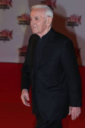 202409 Francois Glories Starface 2015-11-07 Cannes France Cérémonie des NRJ Music Awards 2015. Arrivées. Aznavour, Charles  Copyright: xFrancoisxGloriesx xStarfacex STAR_202409_023