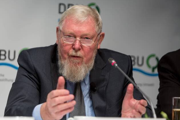 DEU, Deutschland, Nordrhein-Westfalen, Essen, 08.11.2015: Deutsche Bundesstiftung Umwelt (DBU) Deutscher Umweltpreis Pressekonferenz Prof. em. Dr. Michael Succow, Greifswald, Ehrenpreisträger