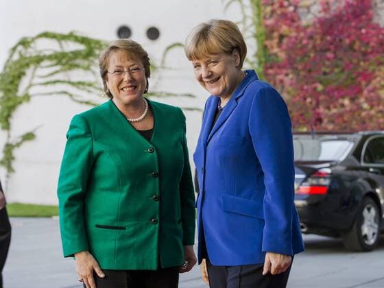 Oct. 27, 2014 - Berlin, Germany - Angela Merkel, German chancellor, welcomes the President of the Republic of Chile, Michelle Bachelet, with military honors at the German chancellery on October 27th, 2014 in Berlin, Germany. Picture: Michelle Bachelet, President of the Republic of Chile, and German chancellor Angela Merkel.  - ZUMAn23