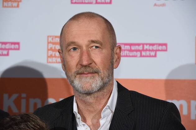 Schauspieler Peter Lohmeyer posiert am 09.11.2015 in Köln vor der Verleihung des Kino Programm Preis NRW.