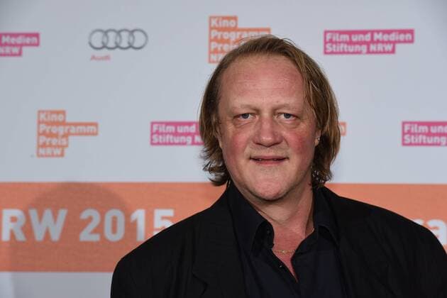 Schauspieler Jürgen Rissmann posiert am 09.11.2015 in Köln vor der Verleihung des Kino Programm Preis NRW.