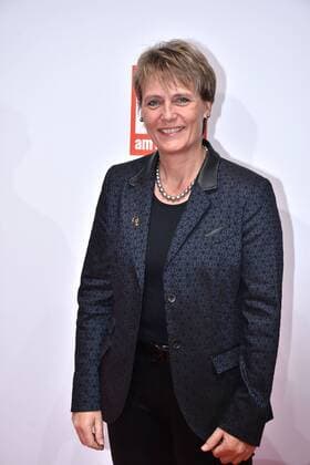 Jutta Kleinschmidt bei der Das Goldene Lenkrad 2015 Verleihung am 10.11.2015 in Berlin Goldenes Lenkrad 2015 Verleihung in Berlin 