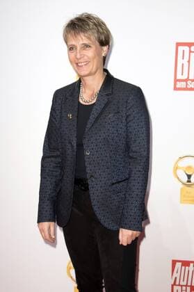 Jutta Kleinschmidt bei der Verleihung des Goldenen Lenkrads 2015 im Berliner Axel-Springer-Haus. Berlin, 10.11.2015 Foto:xFredericx xFuturexImage