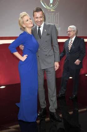 Barbara Schöneberger, Kai Pflaume und Frank Elstner bei der Verleihung des Goldenen Lenkrads 2015 im Berliner Axel-Springer-Haus. Berlin, 10.11.2015 Foto:xFredericx xFuturexImage