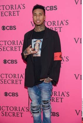 November 11 , 2015 - New York, NY - Tyga. 2015 Victoria s Secret Fashion Show Pink Carpet. AdMedia ADMEDIA_adm_pinkcarpet_cs_032 AdMedia SIPA 1511120207  MarioxSantoro AdMedia SIPA