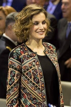 The kings of Spain make delivery of accreditation to the new ambassadors fees Marca España in his 6th edition at BBVA City in Madrid, November 12, 2015.  (20151112013) Spanisches Königspaar bei Preisverleihung in Madrid