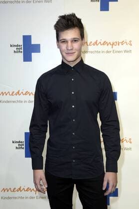 Wincent Weiss bei der Verleihung des 17. Medienpreises der Kindernothilfe im DRIVE Volkwagen Forum. Berlin, 13.11.2015 Foto:xFredericx xFuturexImage