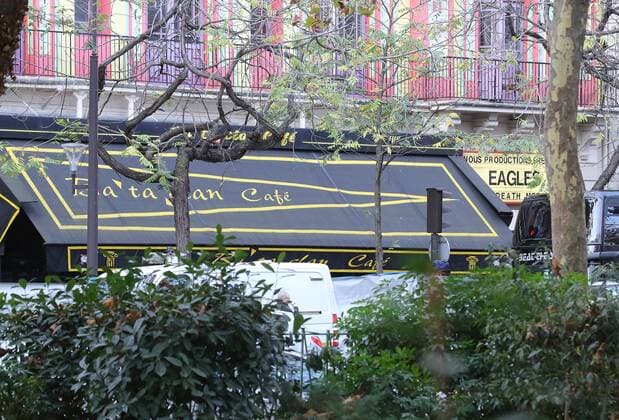 The Bataclan concert hall is seen in Paris on November 14, 2015. The Bataclan was one of the locations hit by a series of coordinated attacks throughout the city that claimed at least 120 lives. The Islamic State (ISIS) has claimed responsibility for the attacks.  PAR20151114701 DAVIDxSILPA Terroranschläge in Paris - Musikclub Bataclan