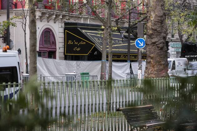 Photo taken on Nov. 14, 2015 shows the Bataclan concert hall in Paris, France. ) (zjy) FRANCE-PARIS-ATTACK-SCENE ZhouxLei  Terroranschläge in Paris - Musikclub Bataclan