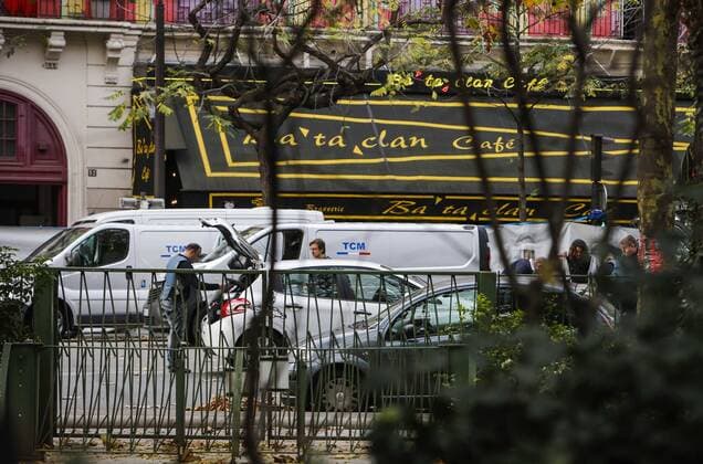 Photo taken on Nov. 14, 2015 shows the Bataclan concert hall in Paris, France. ) (zjy) FRANCE-PARIS-ATTACK-SCENE ZhouxLei  Terroranschläge in Paris - Musikclub Bataclan