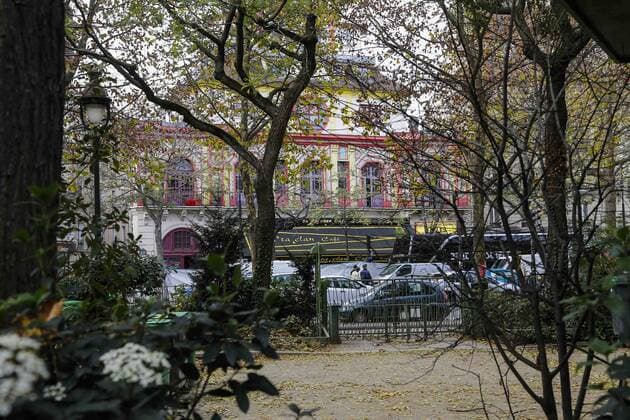 Photo taken on Nov. 14, 2015 shows the Bataclan concert hall in Paris, France. ) (zjy) FRANCE-PARIS-ATTACK-SCENE ZhouxLei 