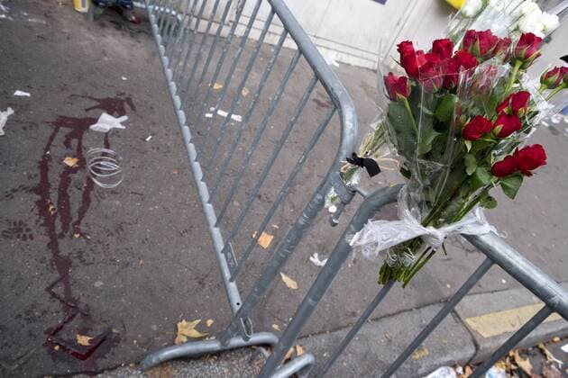 Frankreich, Paris, France, Paris, 14 november 2015. The day after the terroristic attacks on Bataclan theater and restaurants a day of national mourning was anounced.  51662943 Terroranschläge in Paris - Musikclub Bataclan
