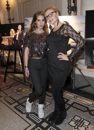 Sila Sahin, Linda Holdt bei der Exclusiven Vernissage des LAMBERTZ FINE ART Kalenders 2016 - La Dolce Vita im Hotel de Rome, Berlin. 17.11.015