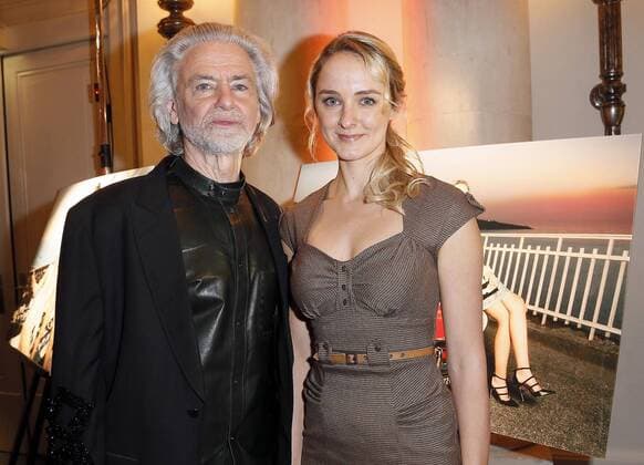 Dr. Hermann Buehlbecker, Ann Kathrin Wahls bei der Exclusiven Vernissage des LAMBERTZ FINE ART Kalenders 2016 - La Dolce Vita im Hotel de Rome, Berlin. 17.11.2015