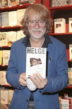 Helge Schneider liest aus seinem Buch Orang Utan Klaus: Helges Geschichten im Heymann Buchladen. Hamburg, 18.11.2015 Foto:xgbrcix xFuturexImage